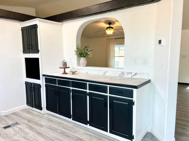 11300 W Ina Road, Tucson, AZ 85743