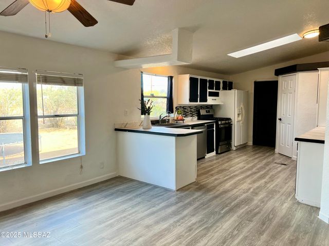 11300 W Ina Road, Tucson, AZ 85743