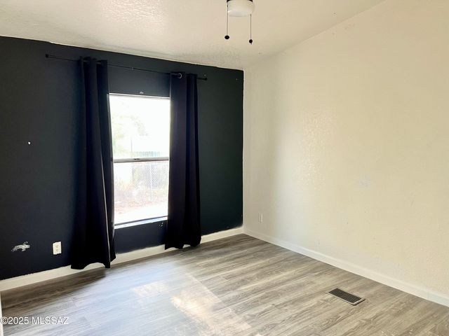 11300 W Ina Road, Tucson, AZ 85743