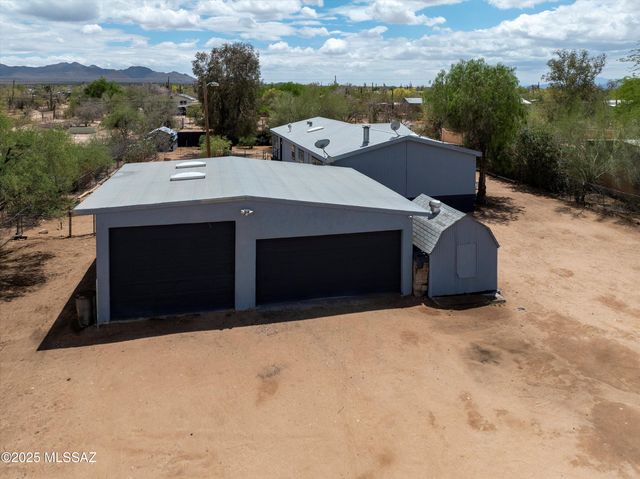 11300 W Ina Road, Tucson, AZ 85743