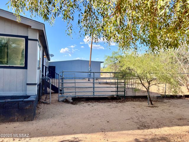 11300 W Ina Road, Tucson, AZ 85743