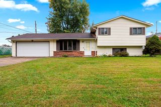 1036 Vivian Drive, Grafton, OH 44044