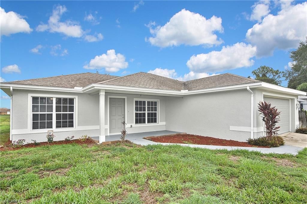 4016 35th ST SW, Lehigh Acres, FL 33976
