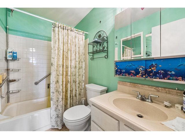 3351 S Field St Apt 112, Lakewood, CO 80227