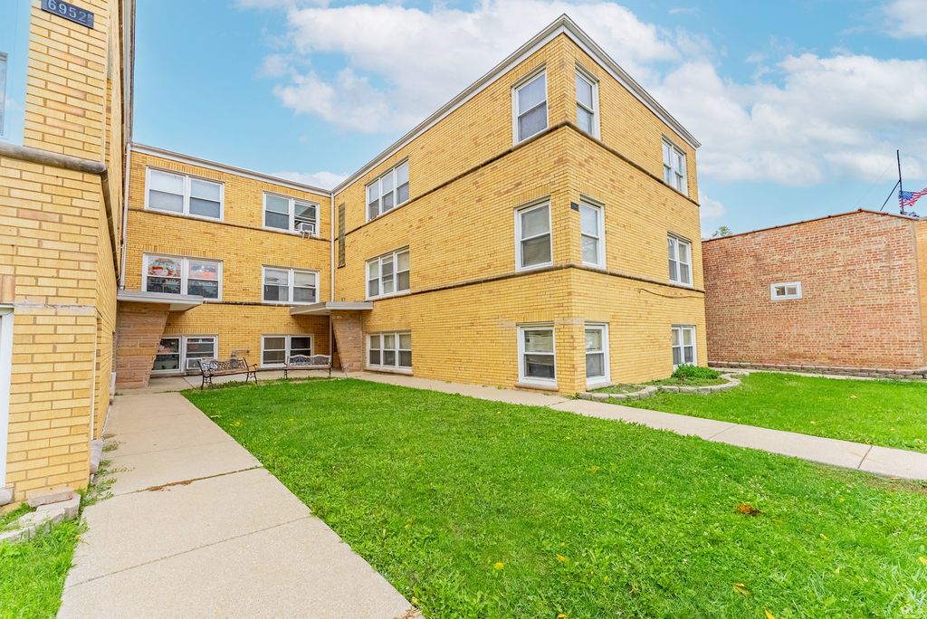 6944 W Diversey Avenue 3S, Chicago, IL 60707