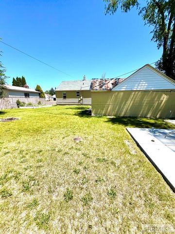 1265 Wadsworth Drive, Idaho Falls, ID 83402
