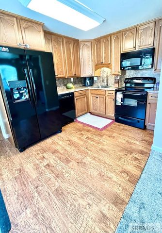 1265 Wadsworth Drive, Idaho Falls, ID 83402