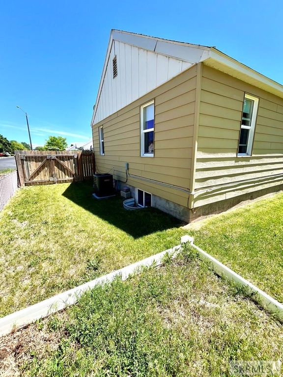 Image 27 of property listing at 1265 Wadsworth Drive, Idaho Falls, ID 83402