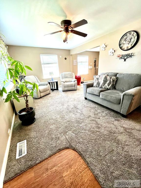 Image 5 of property listing at 1265 Wadsworth Drive, Idaho Falls, ID 83402