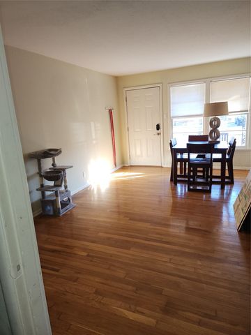 5225 Stephanie Drive, Haltom City, TX 76117