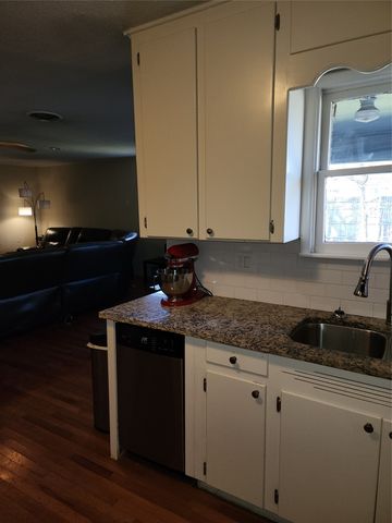 5225 Stephanie Drive, Haltom City, TX 76117