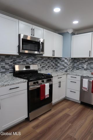 1747 Avenue A, Schenectady, NY 12308