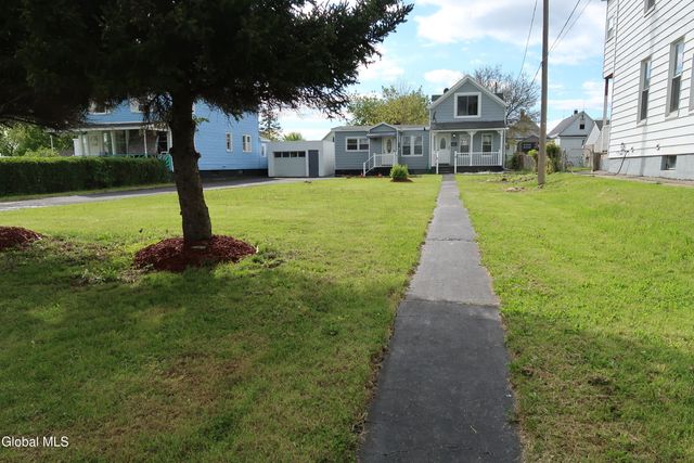 1747 Avenue A, Schenectady, NY 12308