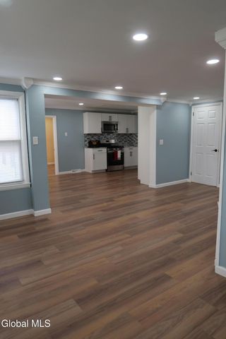 1747 Avenue A, Schenectady, NY 12308