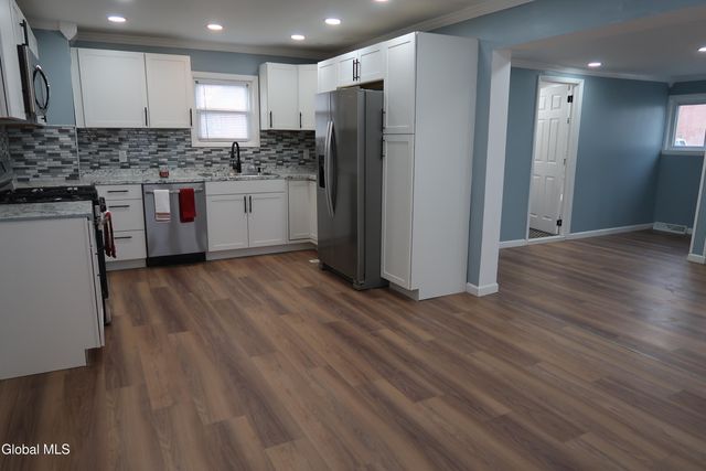 1747 Avenue A, Schenectady, NY 12308