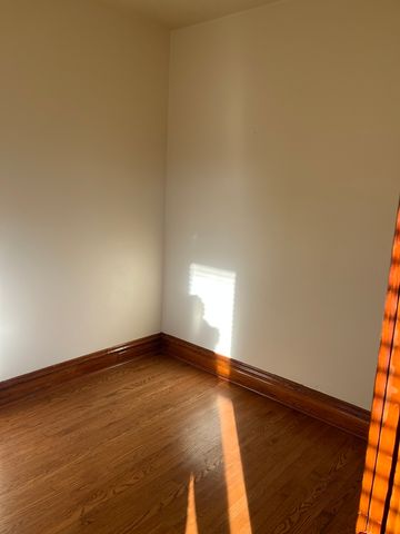 4154 W 21st Place 2, Chicago, IL 60623