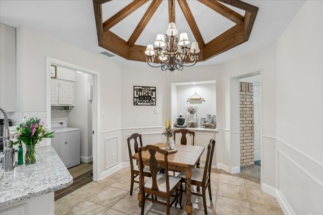 1002 Meridith Drive, Terrell, TX 75160