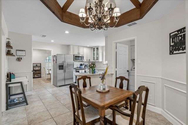 1002 Meridith Drive, Terrell, TX 75160
