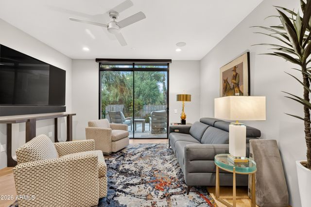 10651 E FERNWOOD Lane, Scottsdale, AZ 85262