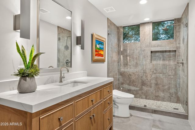 10651 E FERNWOOD Lane, Scottsdale, AZ 85262