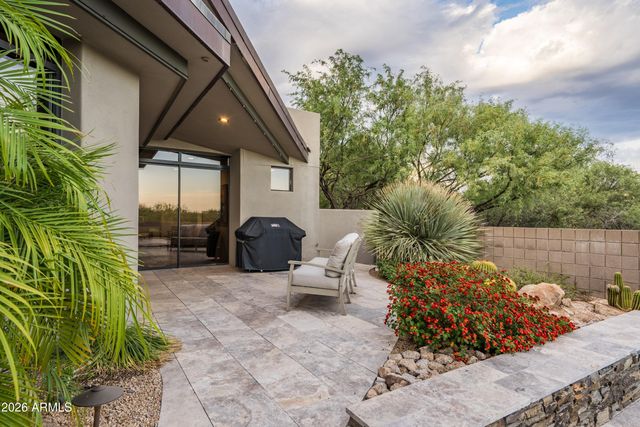 10651 E FERNWOOD Lane, Scottsdale, AZ 85262