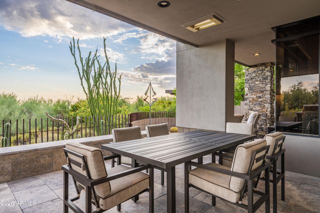 10651 E FERNWOOD Lane, Scottsdale, AZ 85262