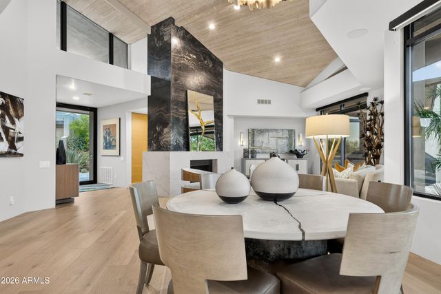 10651 E FERNWOOD Lane, Scottsdale, AZ 85262