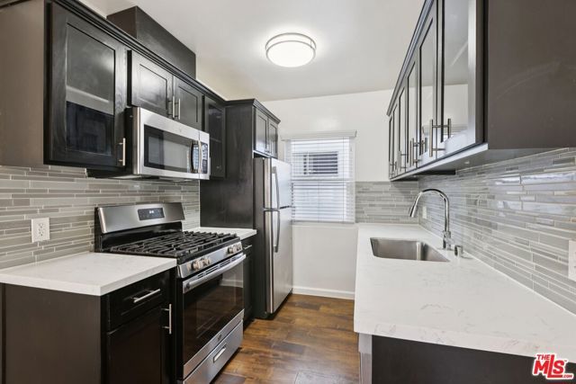 435 W Regent Street, Inglewood, CA 90301