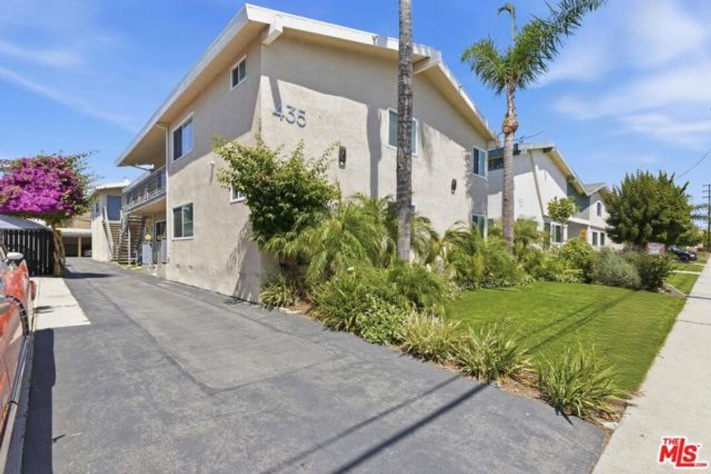 435 W Regent Street, Inglewood, CA 90301