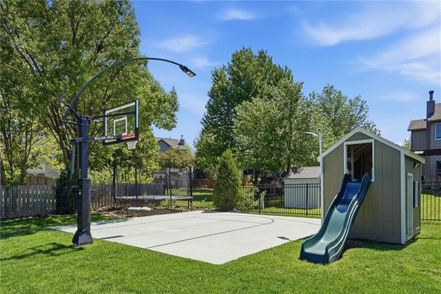 14125 W 147th Terrace, Olathe, KS 66062