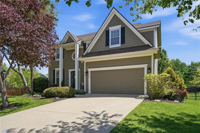 14125 W 147th Terrace, Olathe, KS 66062