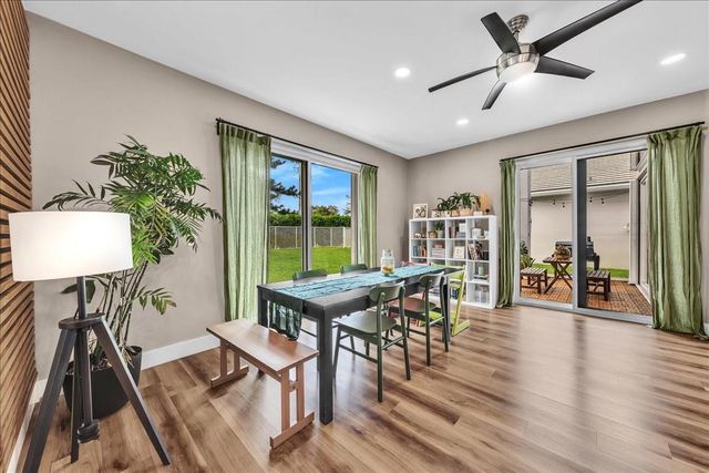 7675 NW 71st Terrace, Parkland, FL 33067