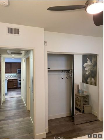 21301 Erwin, Woodland Hills, CA 91367