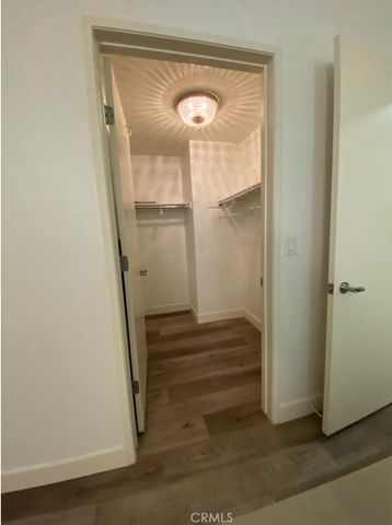 21301 Erwin, Woodland Hills, CA 91367