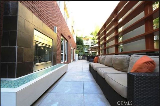 21301 Erwin, Woodland Hills, CA 91367