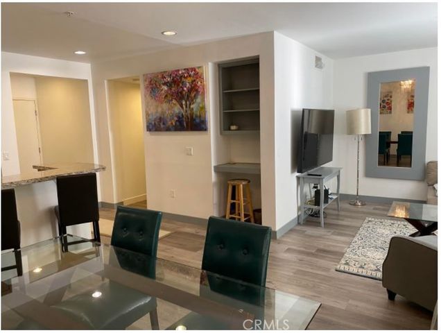 21301 Erwin, Woodland Hills, CA 91367