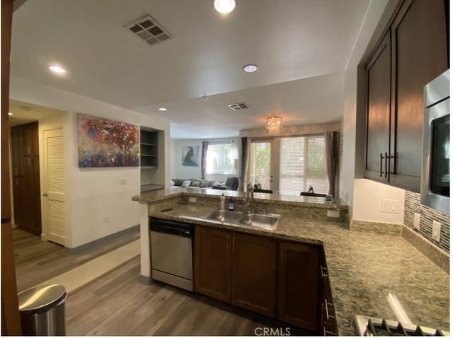 21301 Erwin, Woodland Hills, CA 91367