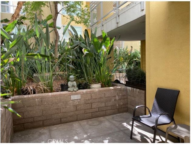 21301 Erwin, Woodland Hills, CA 91367