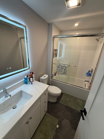 285 Lamartine St PH, Boston, MA 02130