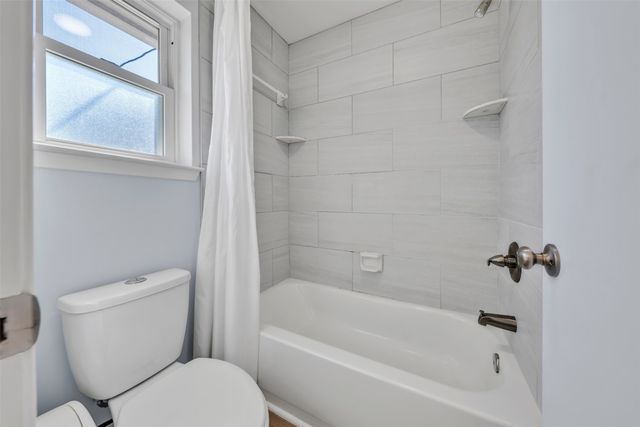 401 Ferenz Court, Crowley, TX 76036