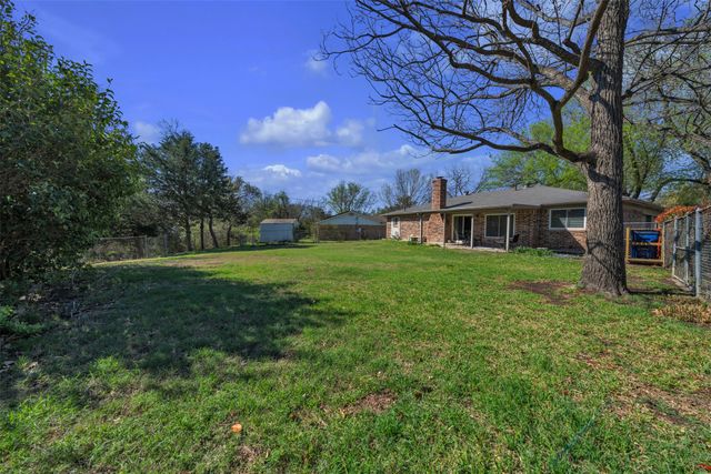 401 Ferenz Court, Crowley, TX 76036