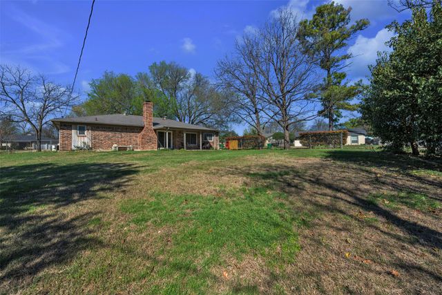 401 Ferenz Court, Crowley, TX 76036