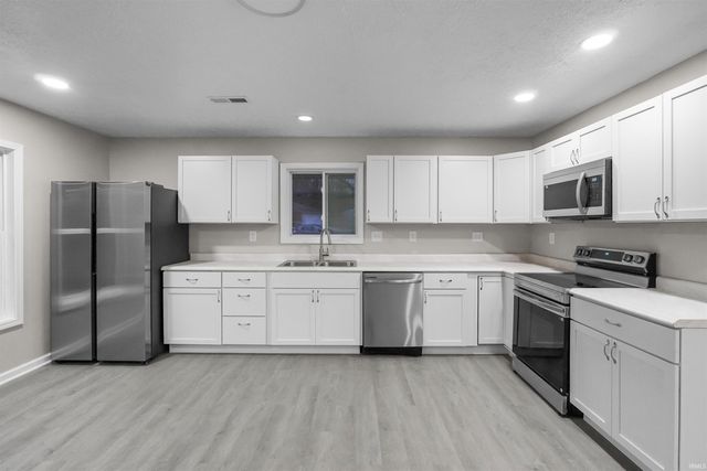 17 Brazos Circle, Lafayette, IN 47909