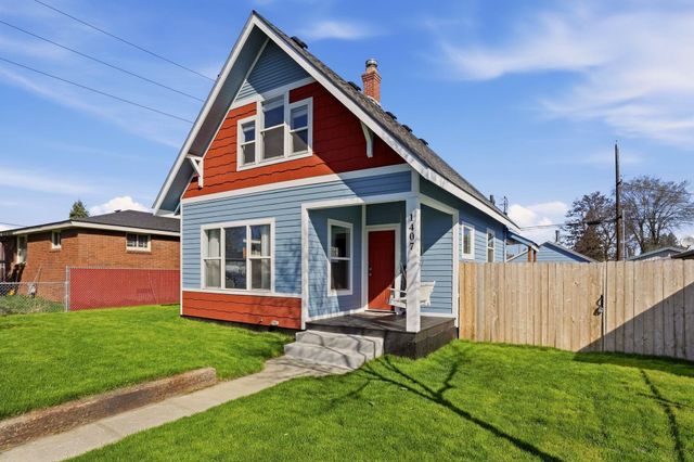 1407 E Crown Ave, Spokane, WA 99207