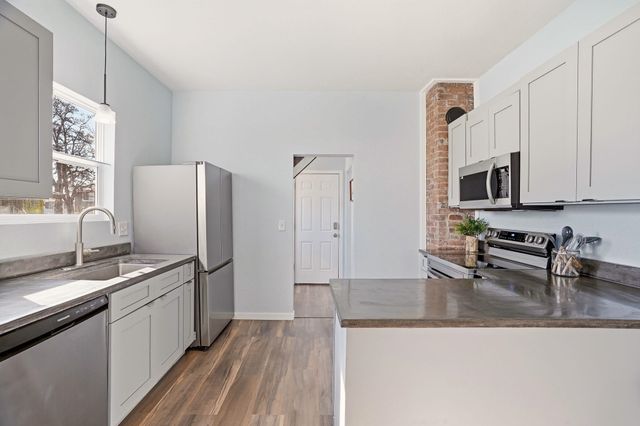 1407 E Crown Ave, Spokane, WA 99207