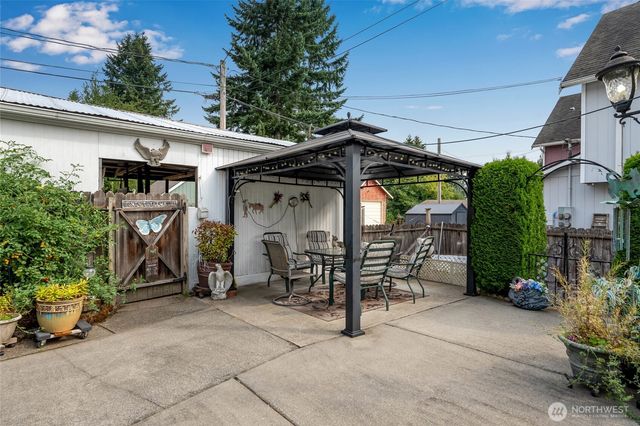 2225 61st Street SE, Everett, WA 98203