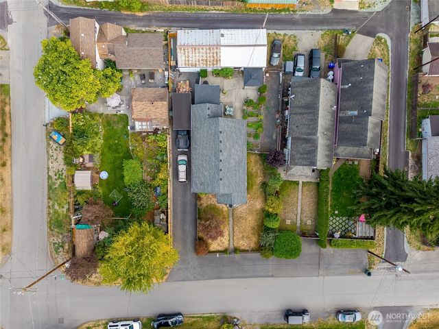 2225 61st Street SE, Everett, WA 98203
