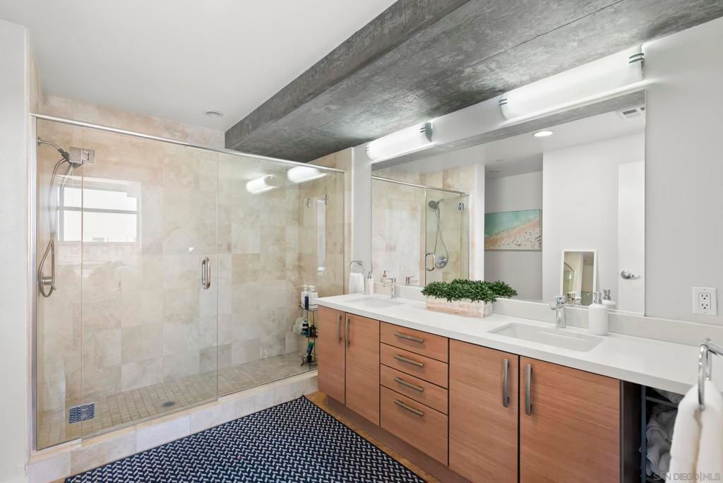 Image 14 of property listing at 800 The Mark 1209, San Diego, CA 92101