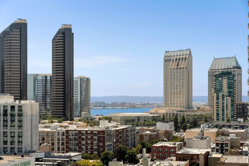 Image 23 of property listing at 800 The Mark 1209, San Diego, CA 92101