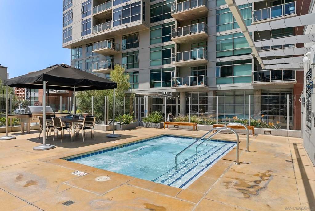 Image 27 of property listing at 800 The Mark 1209, San Diego, CA 92101